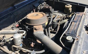 Chevrolet-Ck-truck-2wd-crew-cab-3500-1984-Black-Beige-6