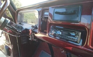 Chevrolet-Ck-truck-2wd-regular-cab-1500-1966-Custom-Custom-9