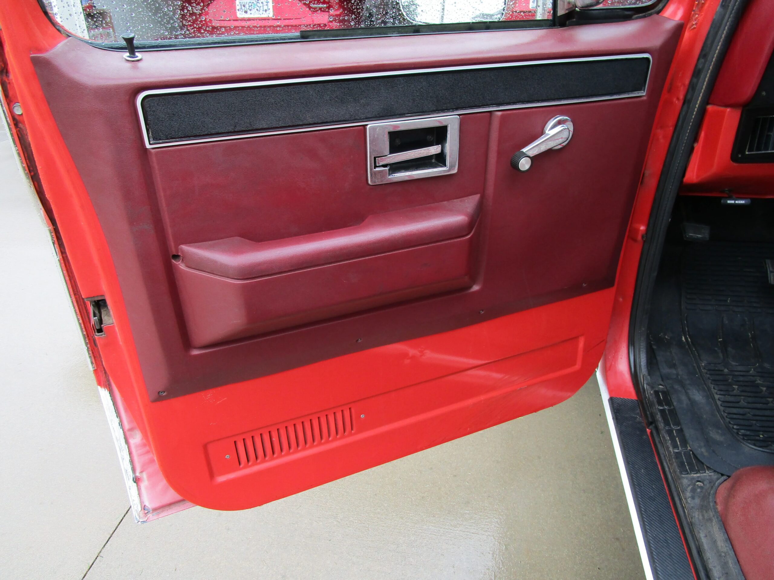 Chevrolet-Ck-truck-2wd-regular-cab-1500-1981-Red-Red-31