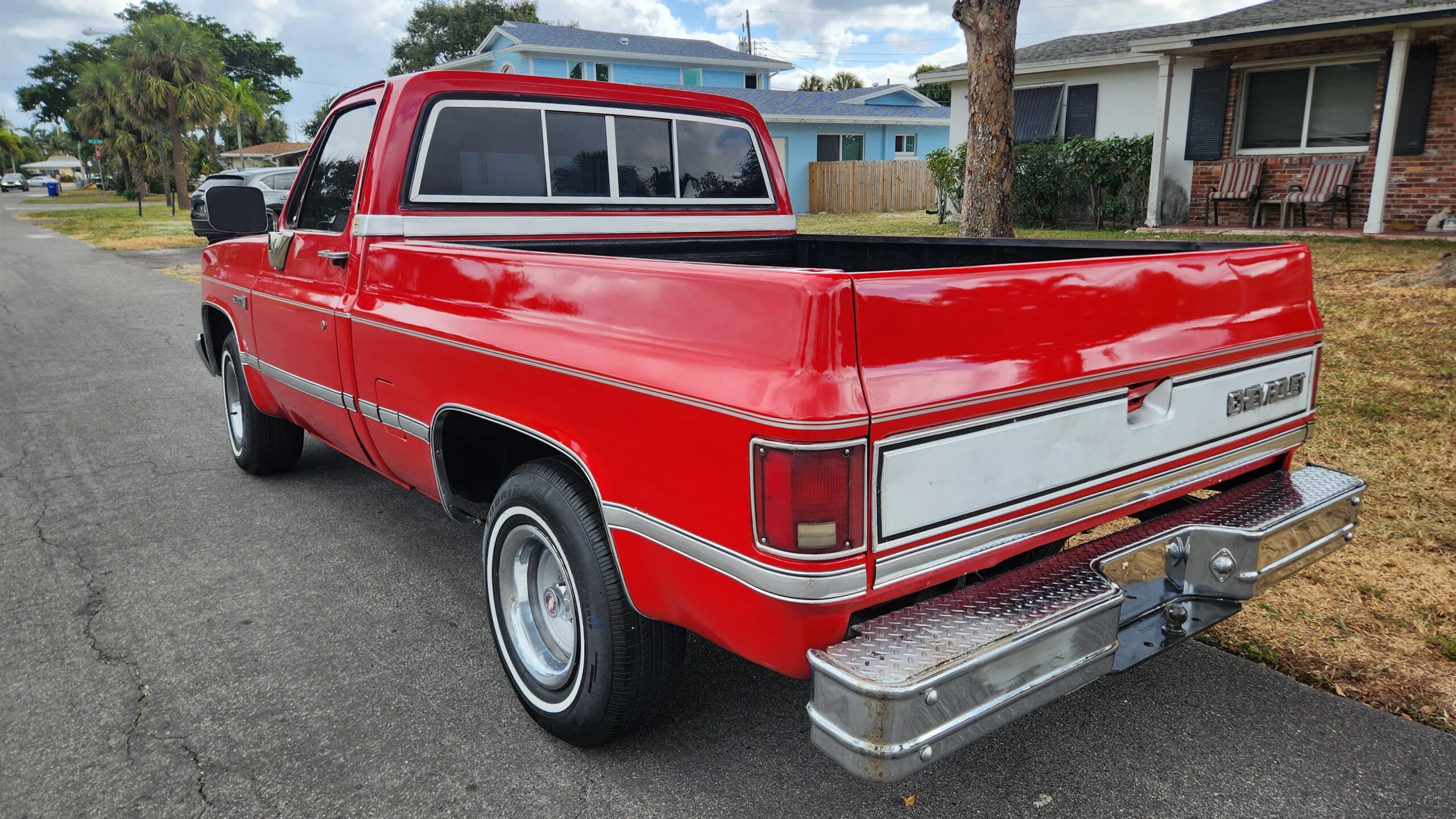 Chevrolet-Ck-truck-2wd-regular-cab-1500-1982-Red-Tan-11