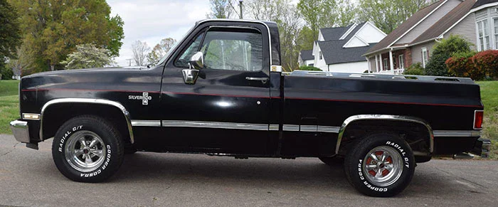 Chevrolet-Ck-truck-2wd-regular-cab-1500-1985-Black-6