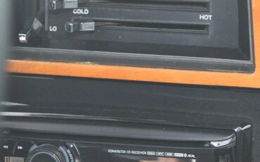 Chevrolet-Ck-truck-2wd-regular-cab-1500-1985-Black-8