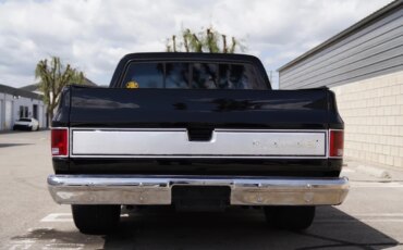 Chevrolet-Ck-truck-2wd-regular-cab-1500-1986-Black-Burgundy-3