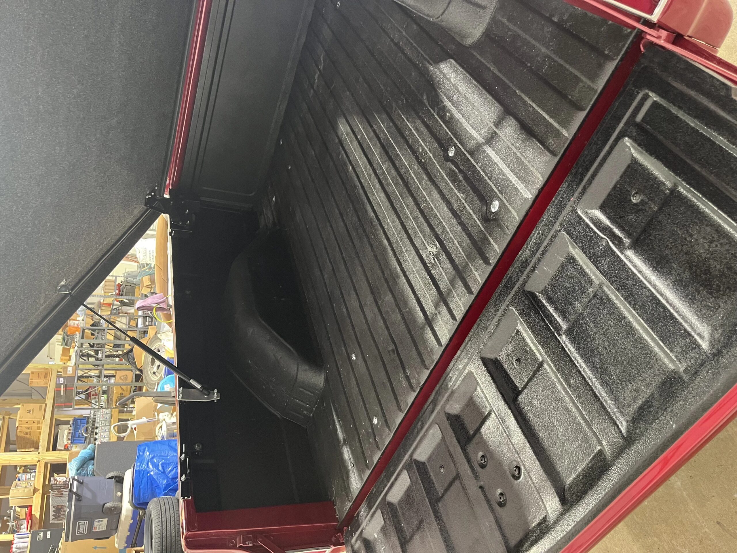 Chevrolet-Ck-truck-2wd-regular-cab-1500-1986-Red-Tan-1