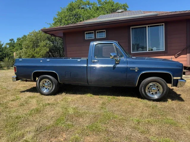 Chevrolet-Ck-truck-2wd-regular-cab-2500-1987-Blue-Blue-12