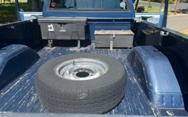 Chevrolet-Ck-truck-2wd-regular-cab-2500-1987-Blue-Blue-15