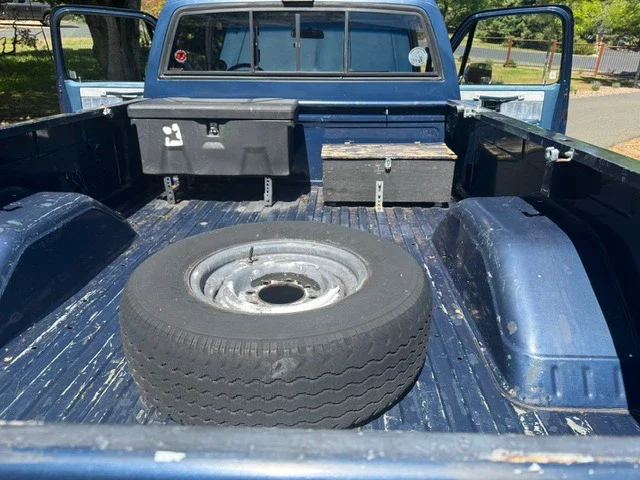 Chevrolet-Ck-truck-2wd-regular-cab-2500-1987-Blue-Blue-15