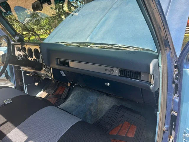 Chevrolet-Ck-truck-2wd-regular-cab-2500-1987-Blue-Blue-28