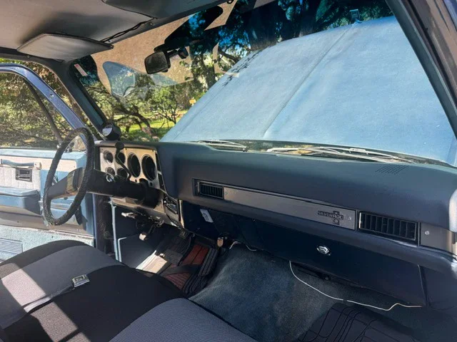 Chevrolet-Ck-truck-2wd-regular-cab-2500-1987-Blue-Blue-29
