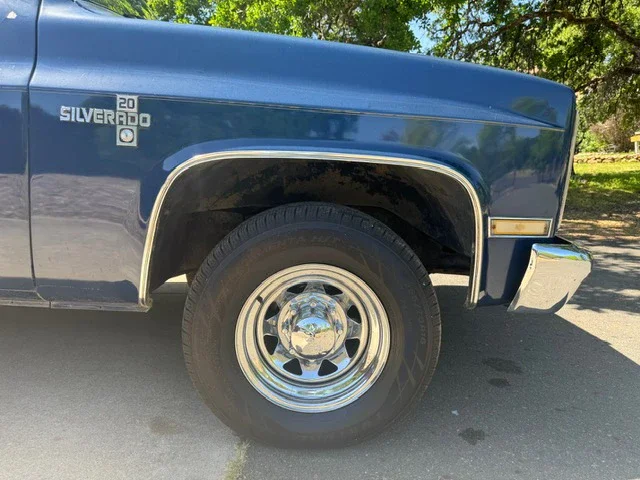 Chevrolet-Ck-truck-2wd-regular-cab-2500-1987-Blue-Blue-7