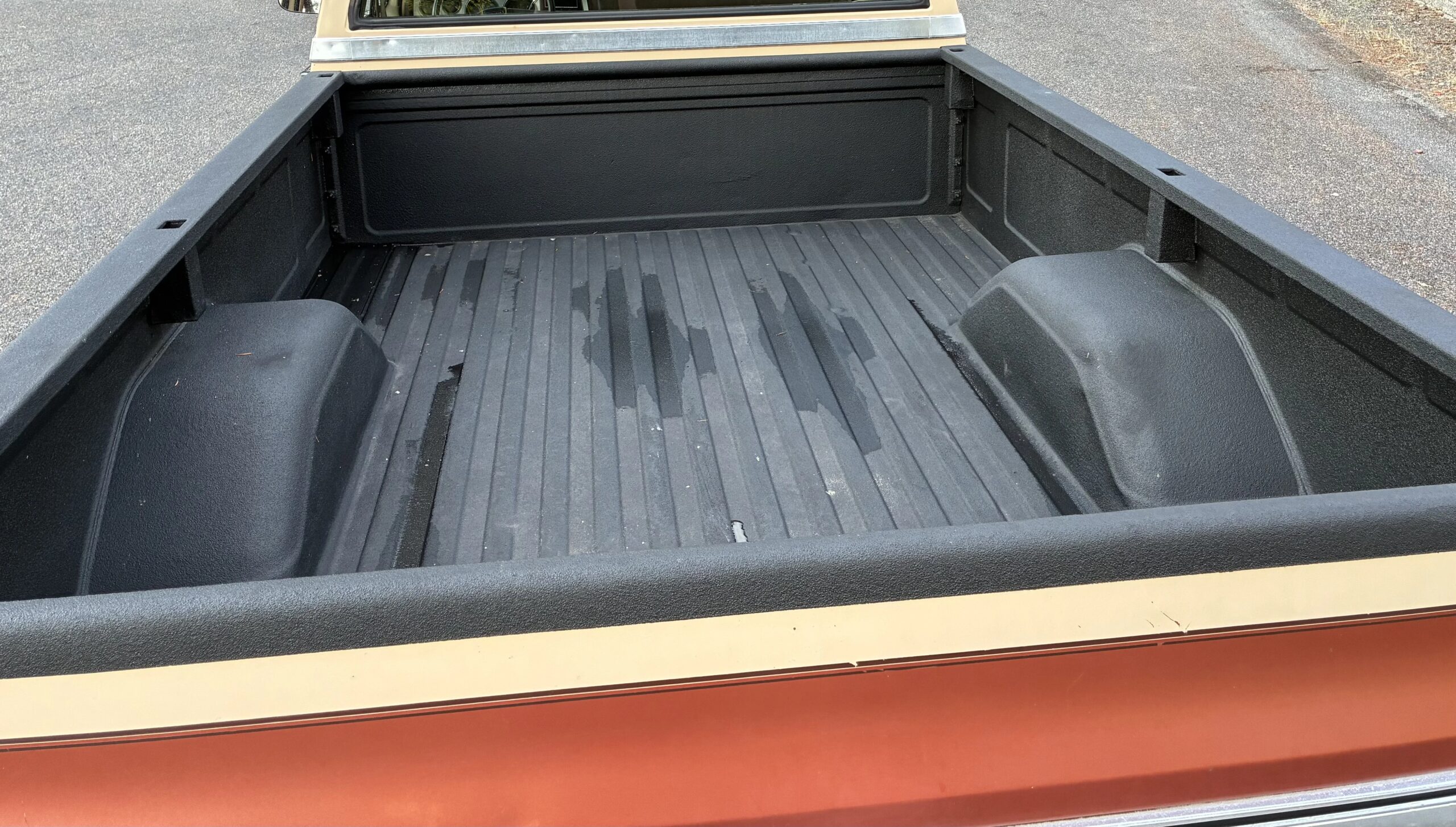 Chevrolet-Ck-truck-2wd-regular-cab-3500-1985-Brown-Tan-10