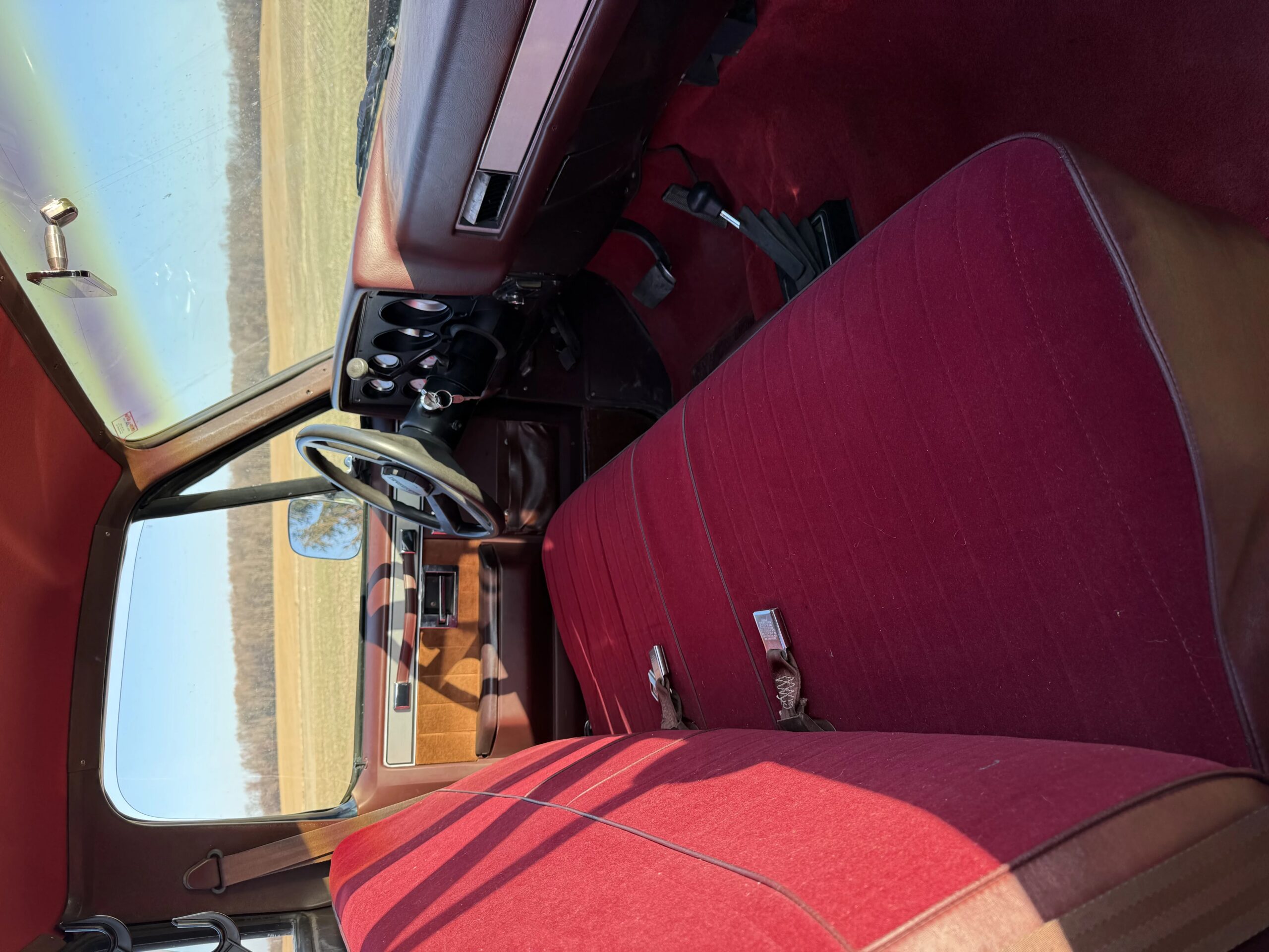 Chevrolet-Ck-truck-4x4-regular-cab-2500-1986-Blue-Red-6