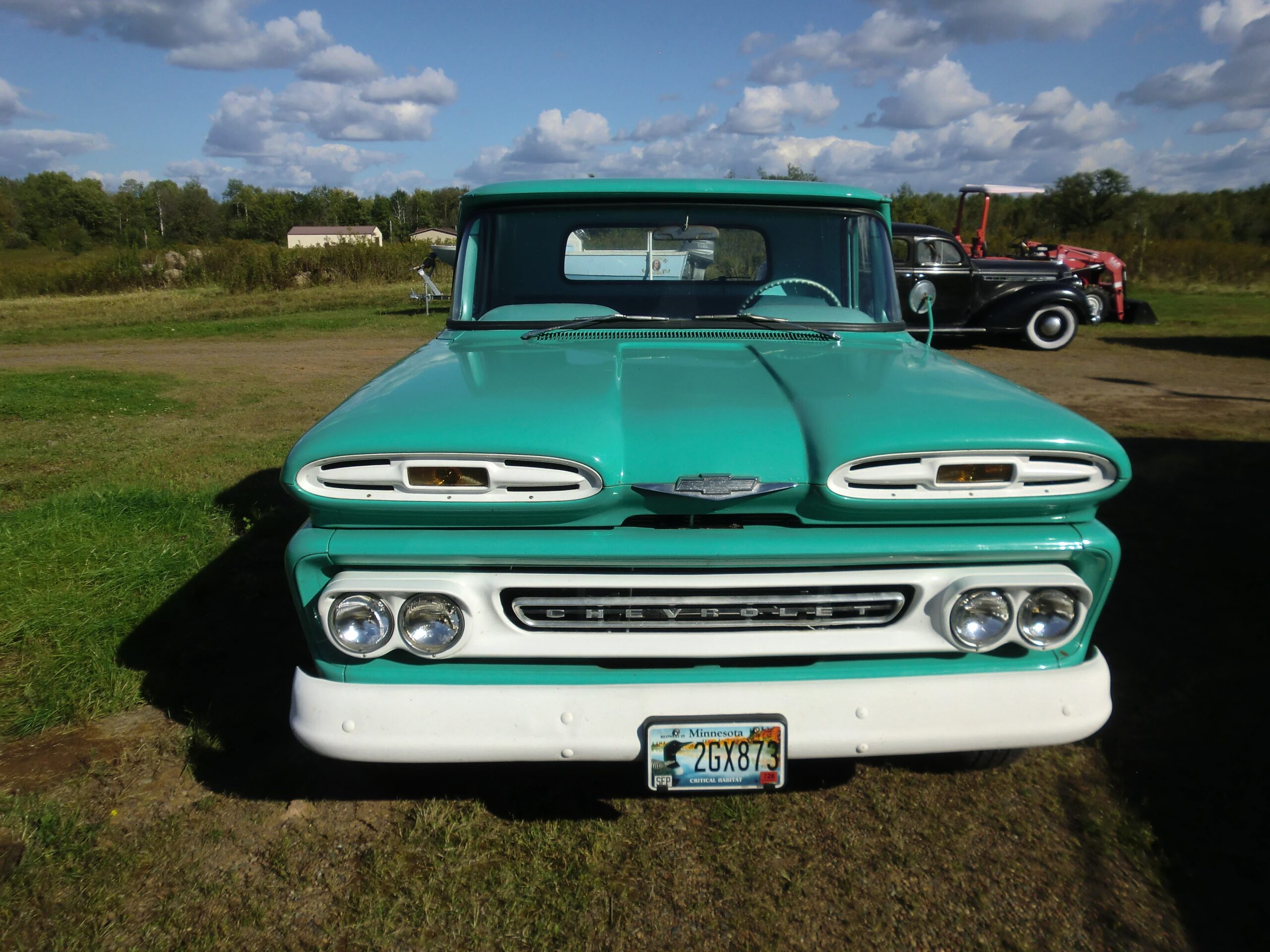 Chevrolet-Ck-truck-c10-1961-Turquoise-Blue-1