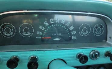 Chevrolet-Ck-truck-c10-1961-Turquoise-Blue-17