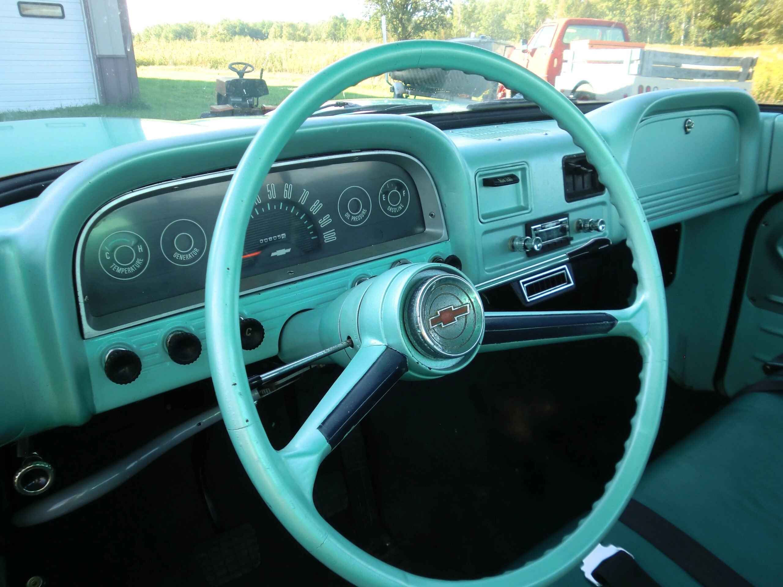 Chevrolet-Ck-truck-c10-1961-Turquoise-Blue-18