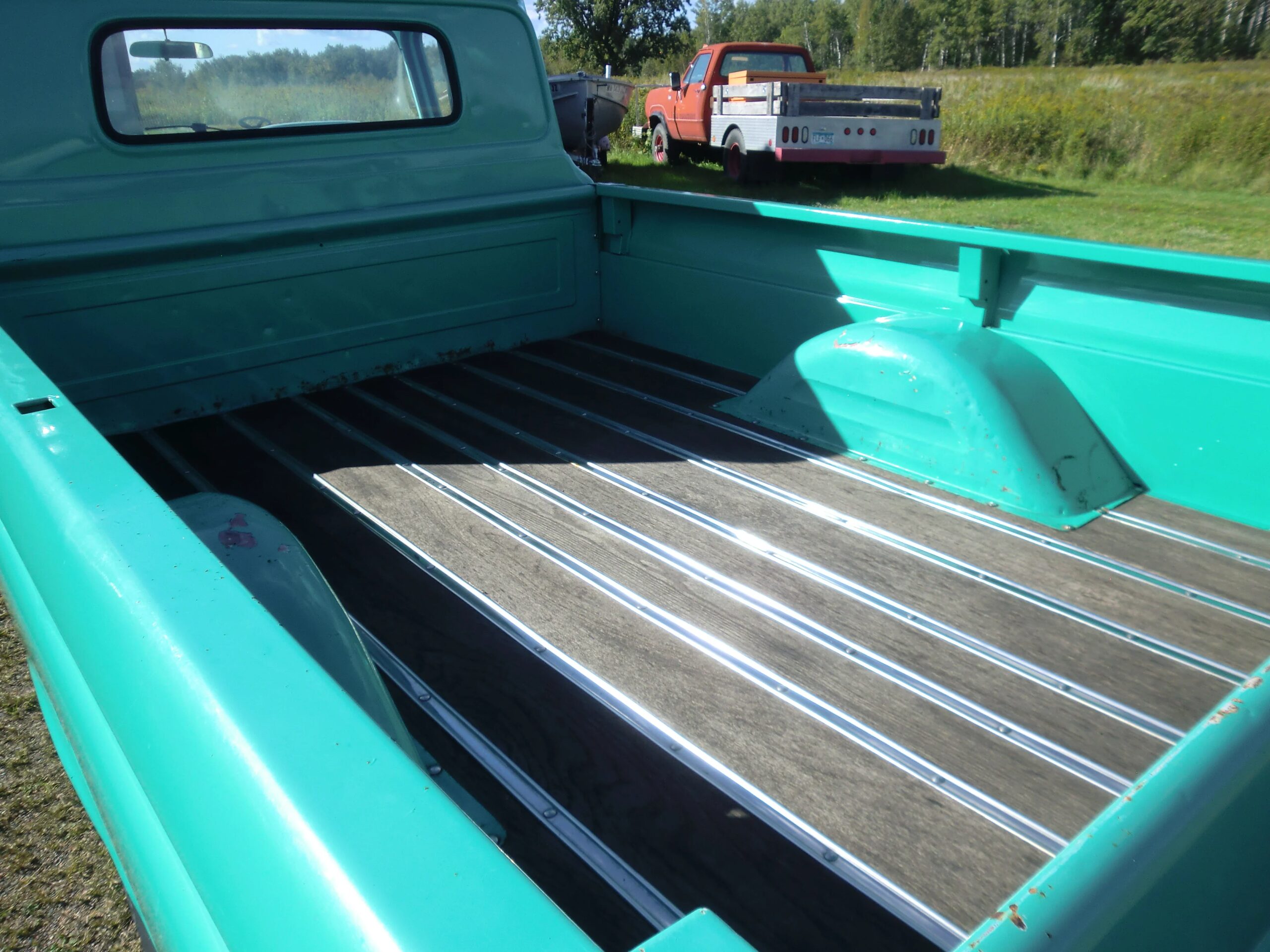 Chevrolet-Ck-truck-c10-1961-Turquoise-Blue-26