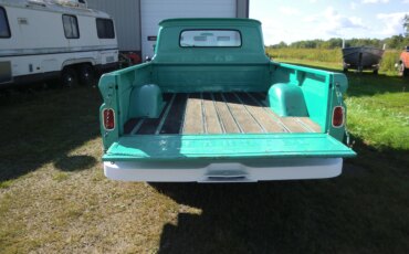 Chevrolet-Ck-truck-c10-1961-Turquoise-Blue-27