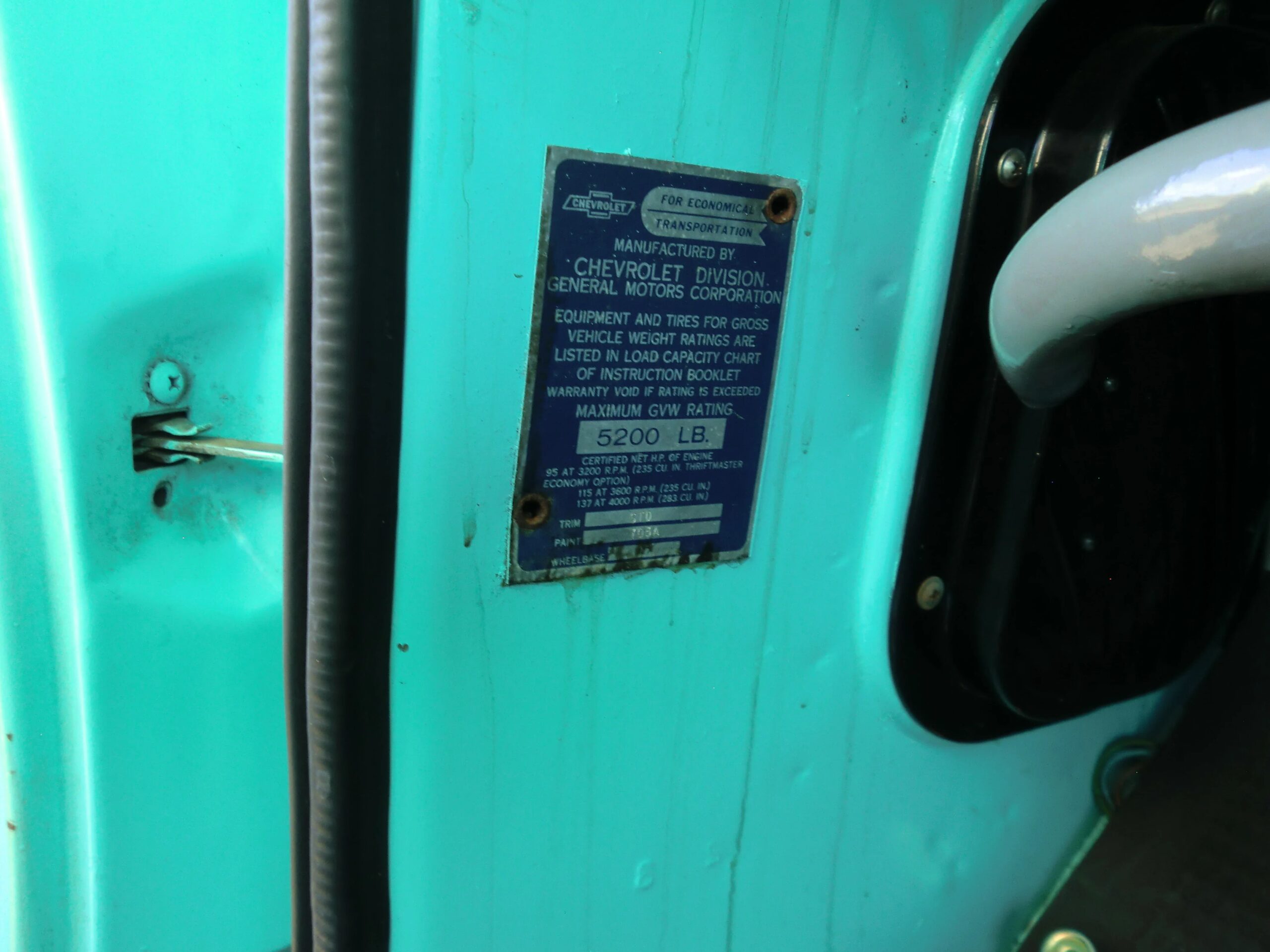 Chevrolet-Ck-truck-c10-1961-Turquoise-Blue-36