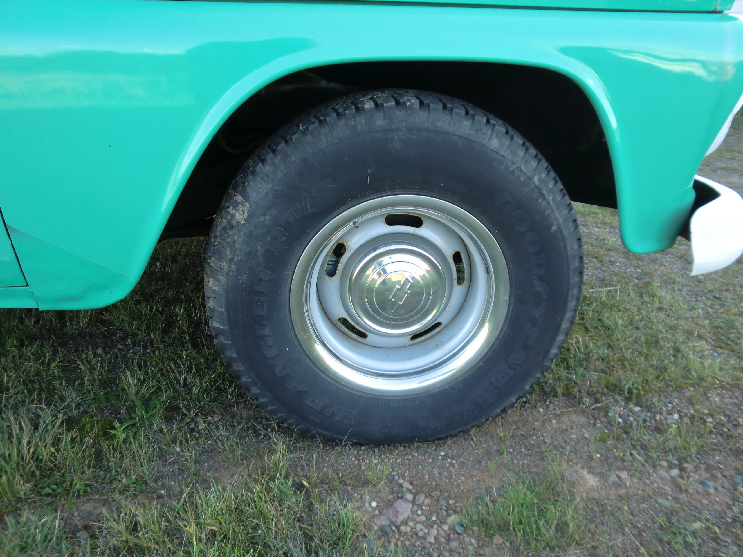 Chevrolet-Ck-truck-c10-1961-Turquoise-Blue-50