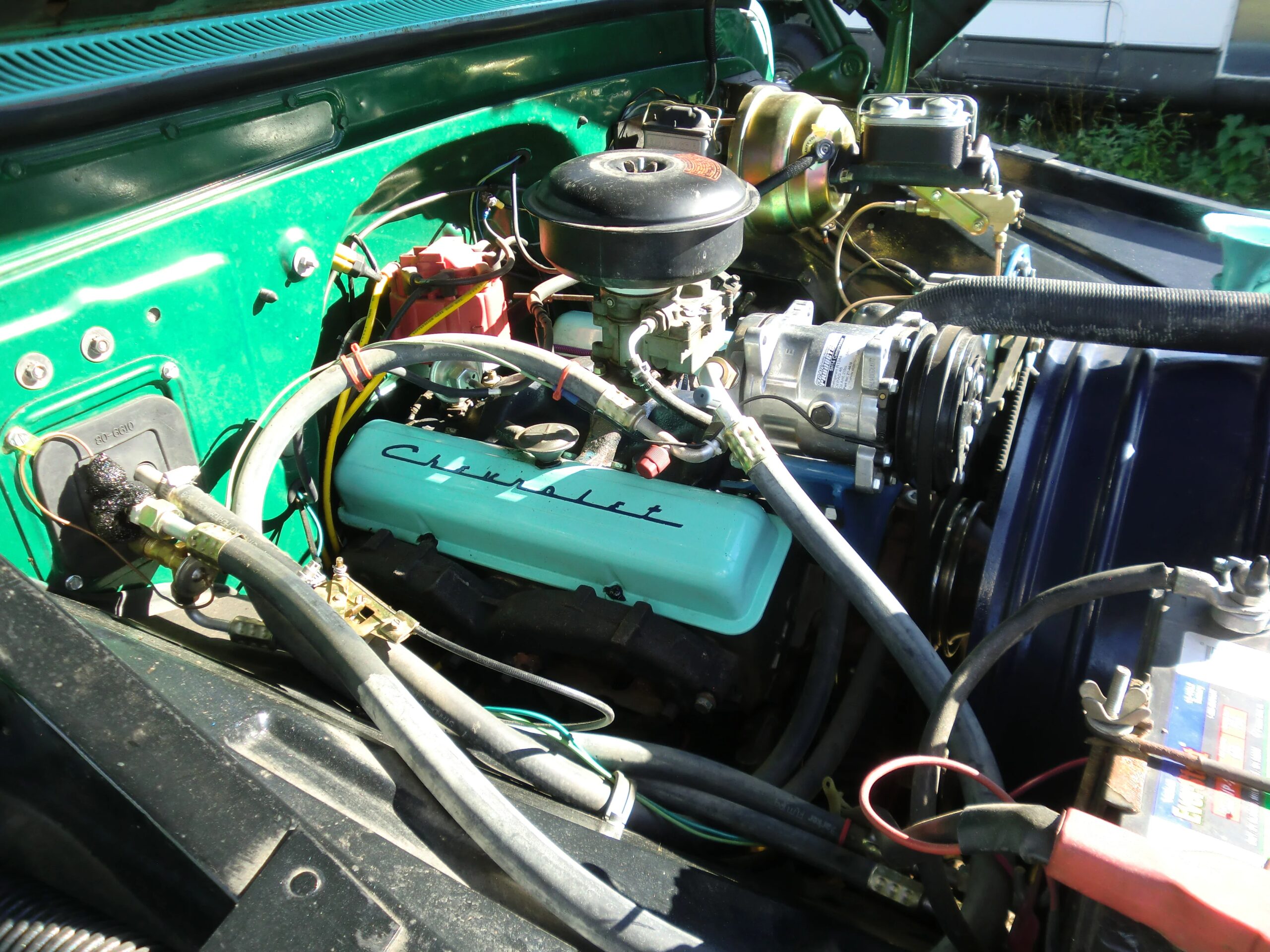 Chevrolet-Ck-truck-c10-1961-Turquoise-Blue-51