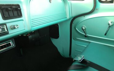 Chevrolet-Ck-truck-c10-1961-Turquoise-Blue-57