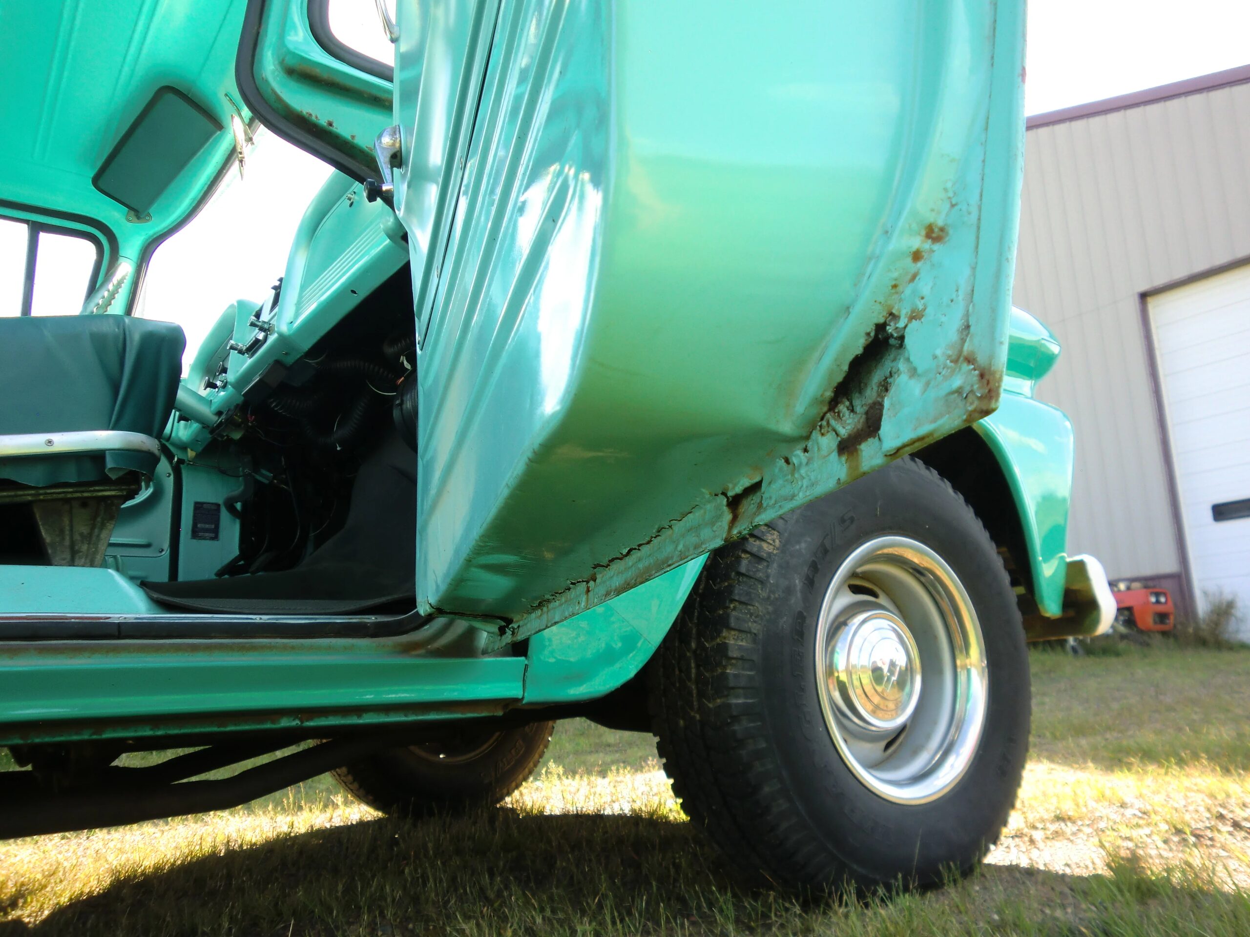 Chevrolet-Ck-truck-c10-1961-Turquoise-Blue-6