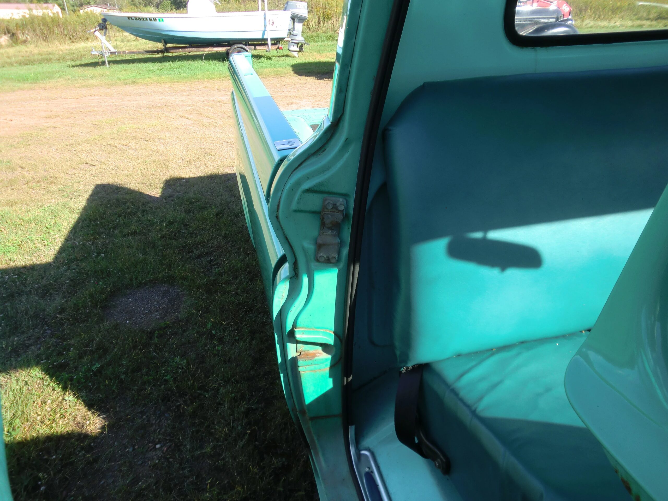 Chevrolet-Ck-truck-c10-1961-Turquoise-Blue-8