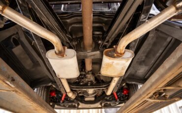 Chevrolet-Ck-truck-c10-1964-Black-Beige-3