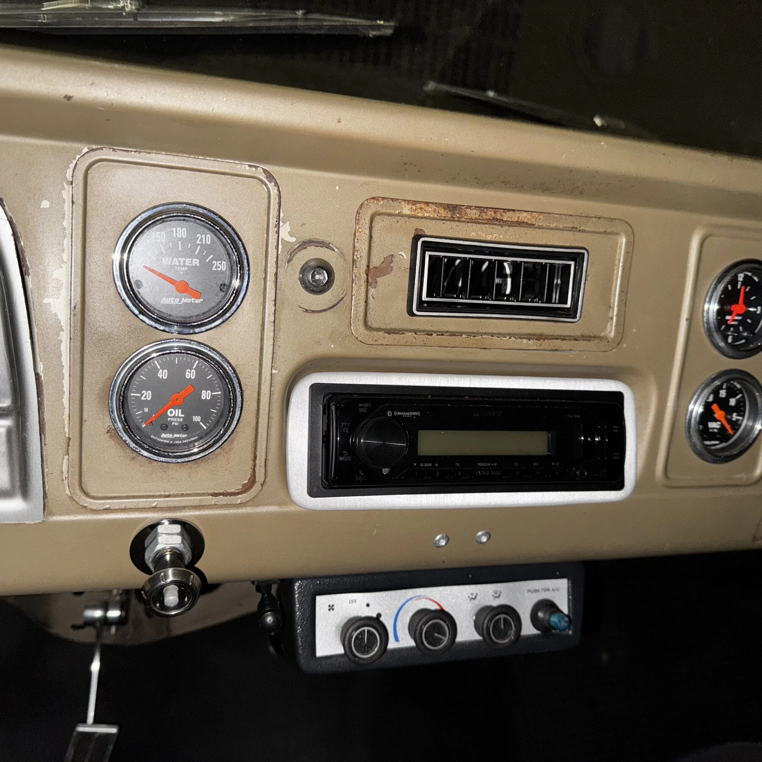 Chevrolet-Ck-truck-c10-1964-Blue-Brown-3
