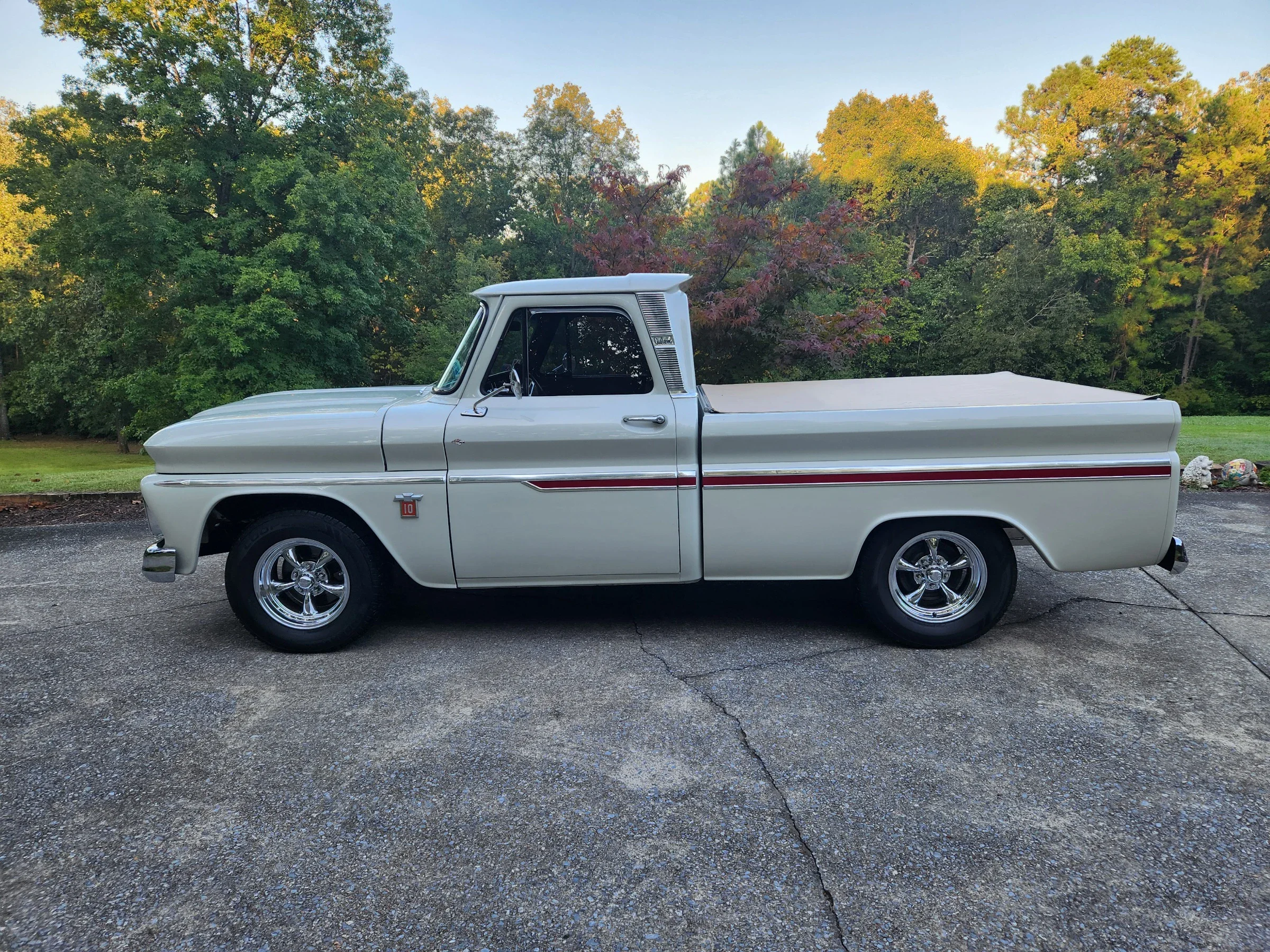 Chevrolet-Ck-truck-c10-1964-Custom-Brown-11