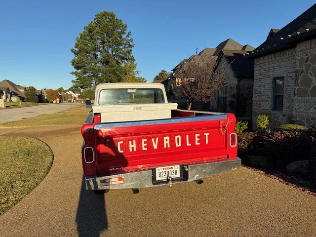 Chevrolet-Ck-truck-c10-1965-Red-Gray-5