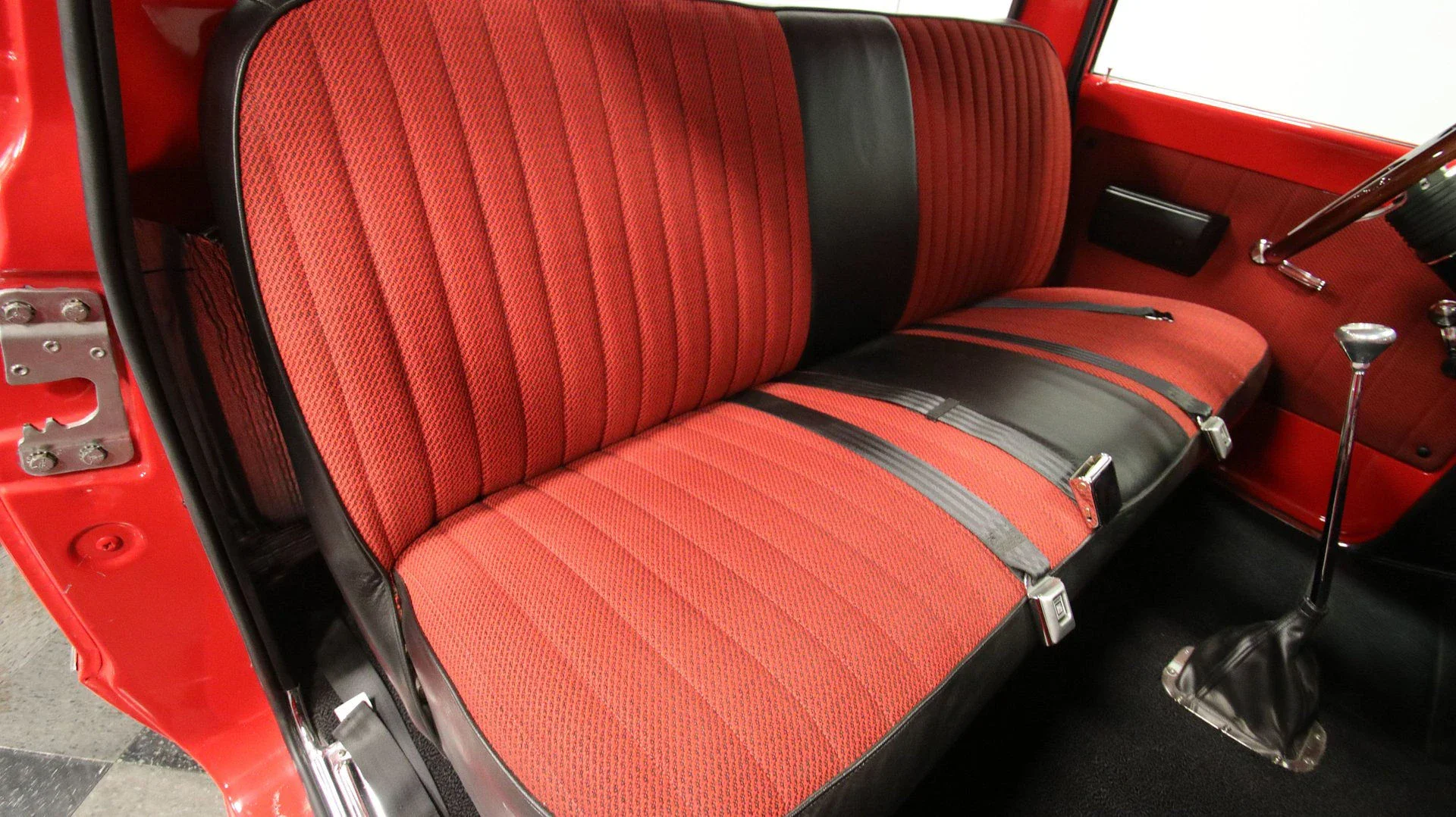 Chevrolet-Ck-truck-c10-1967-Red-Red-47