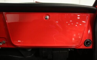 Chevrolet-Ck-truck-c10-1967-Red-Red-51