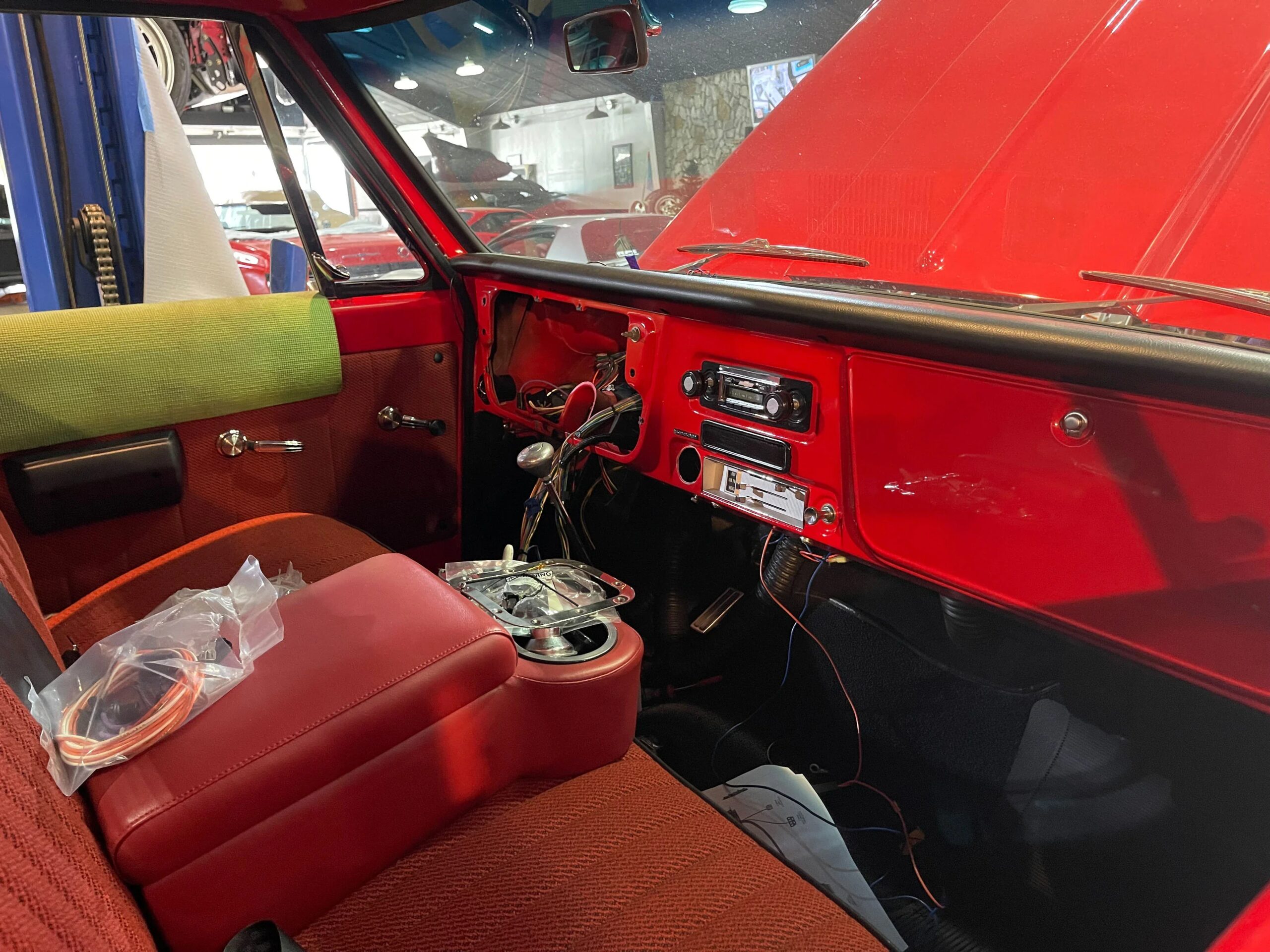 Chevrolet-Ck-truck-c10-1967-Red-Red-61