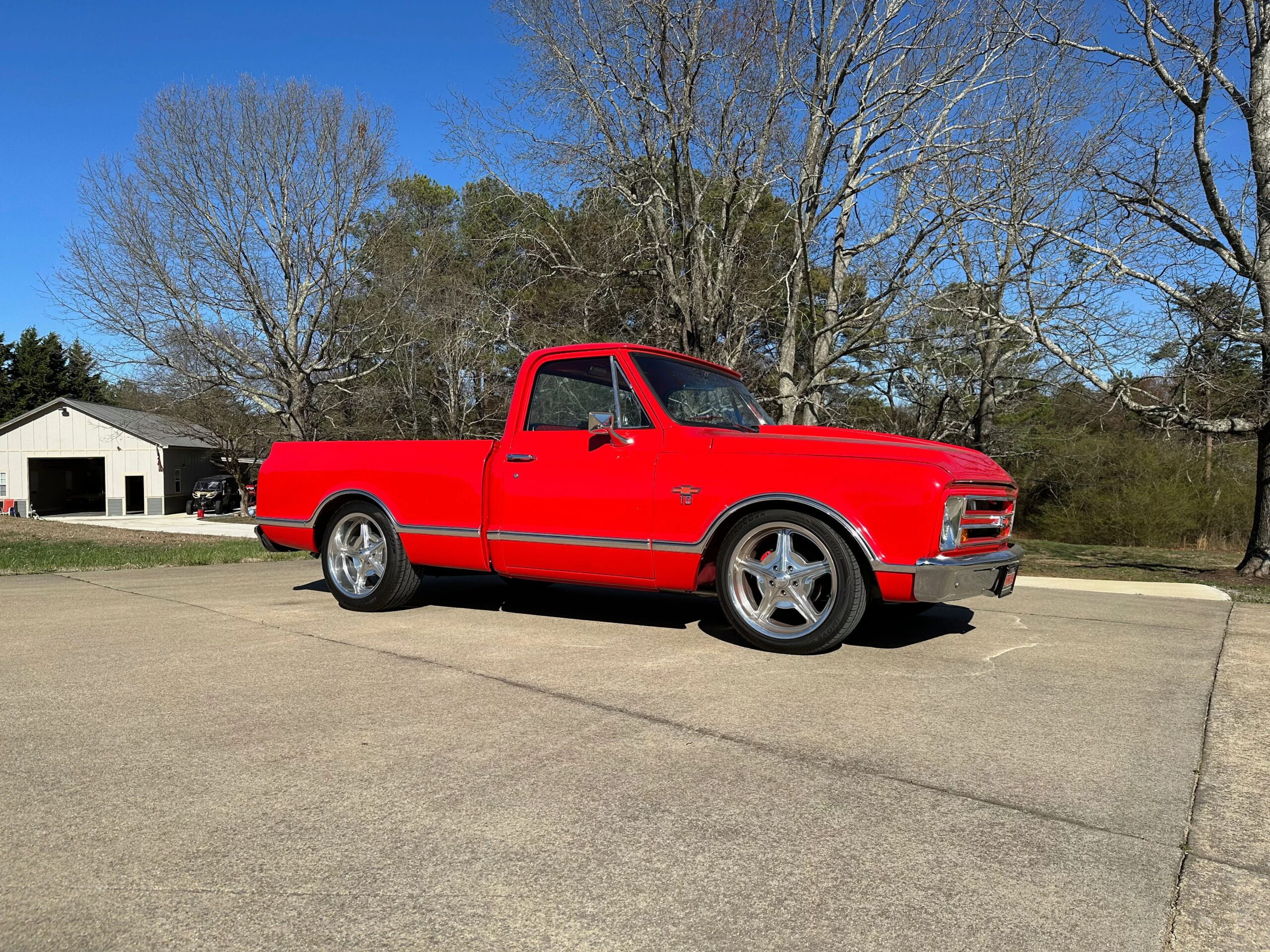 Chevrolet-Ck-truck-c10-1967-Red-Red