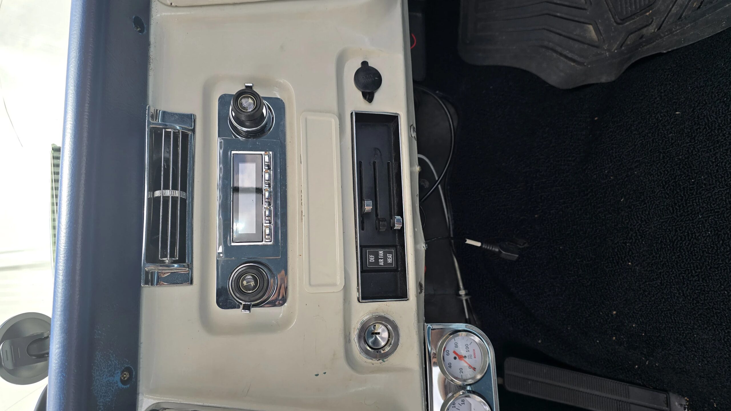 Chevrolet-Ck-truck-c10-1967-White-White-9