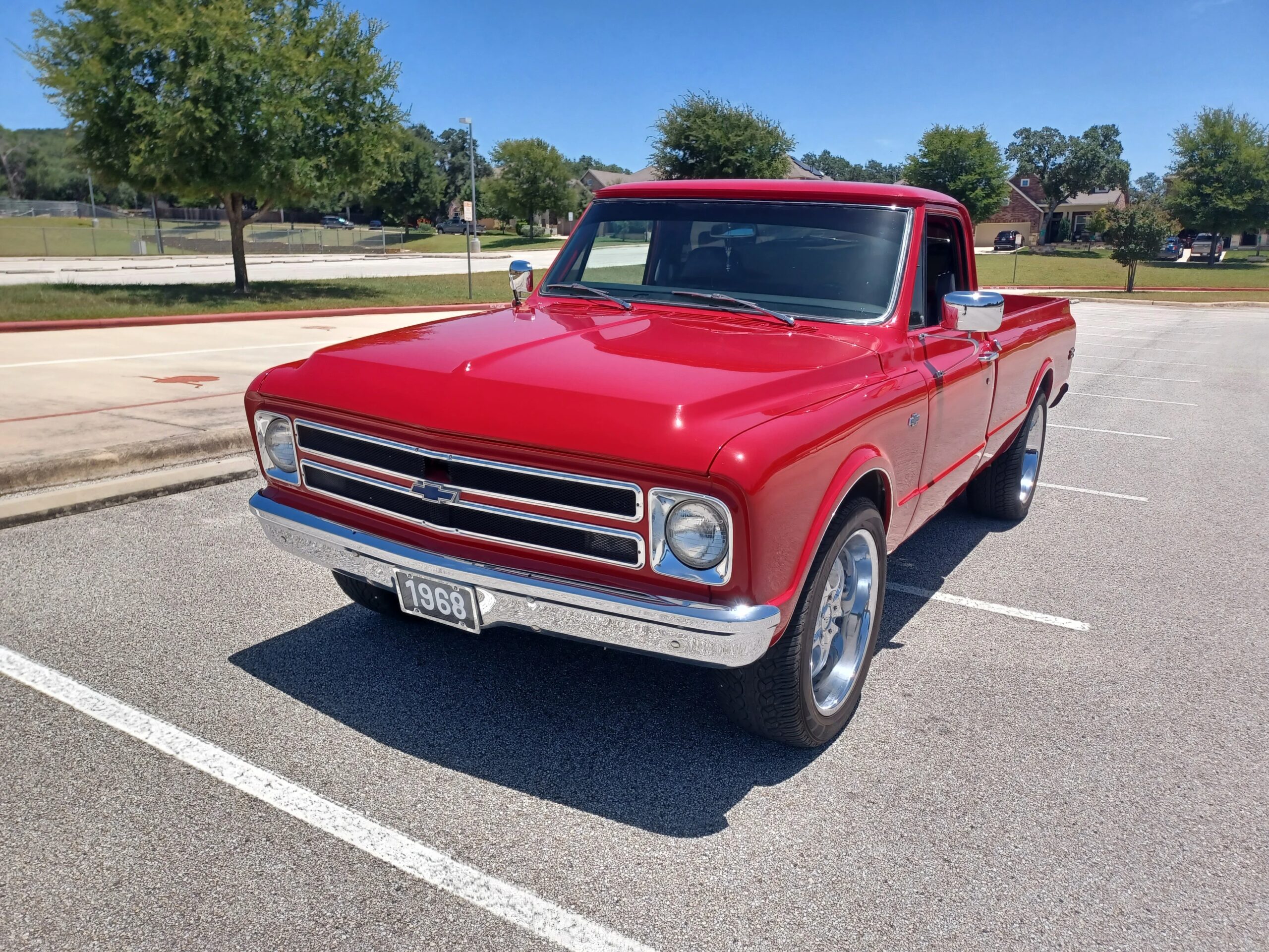 Chevrolet-Ck-truck-c10-1968-Red-Black-11