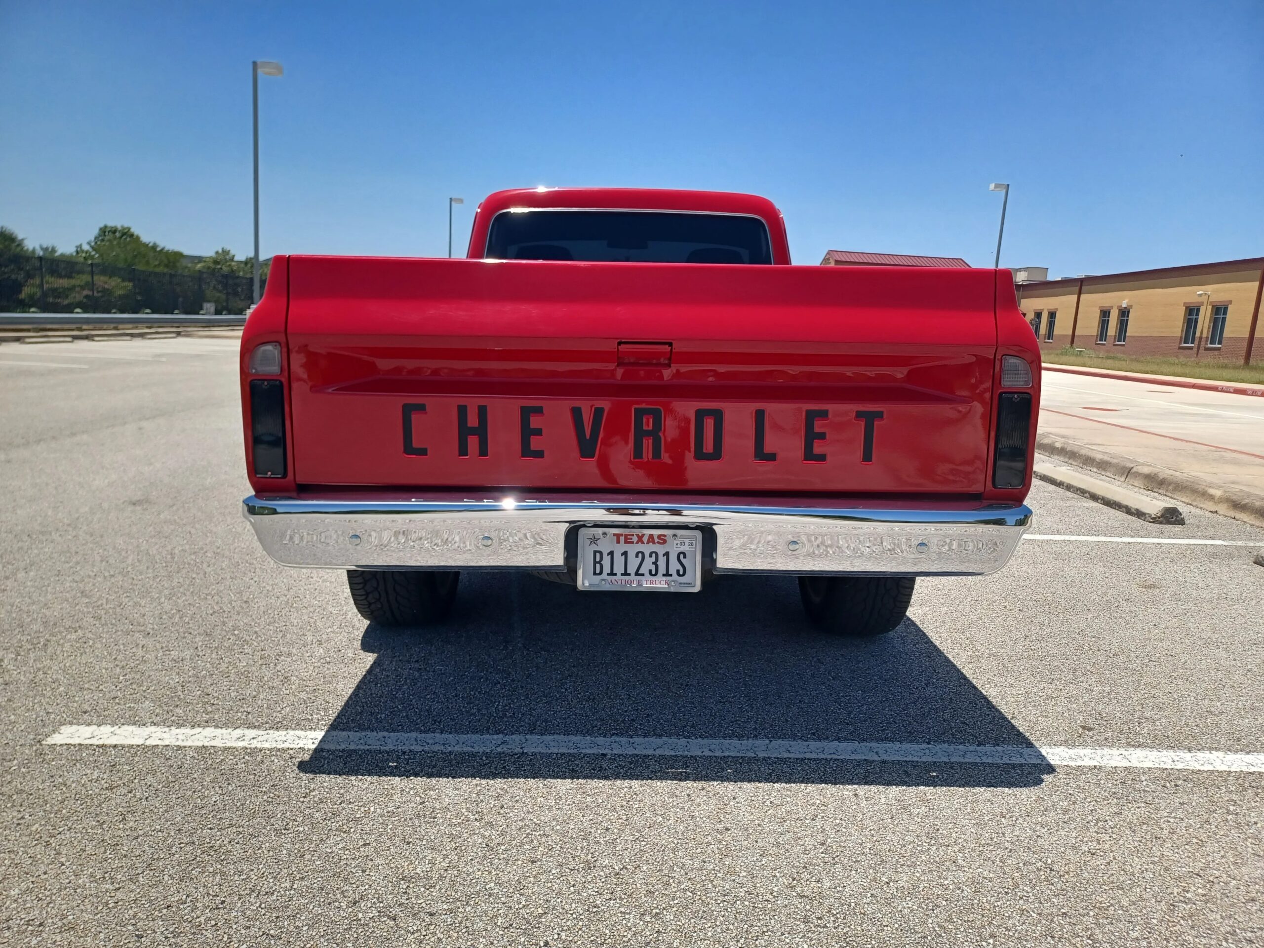 Chevrolet-Ck-truck-c10-1968-Red-Black-23