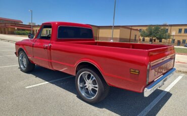 Chevrolet-Ck-truck-c10-1968-Red-Black-25