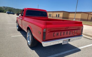 Chevrolet-Ck-truck-c10-1968-Red-Black-3