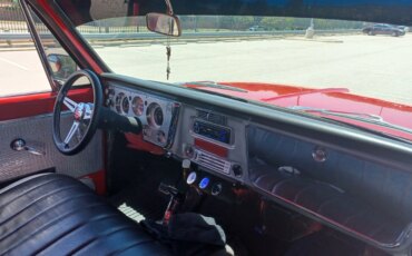 Chevrolet-Ck-truck-c10-1968-Red-Black-37