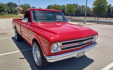 Chevrolet-Ck-truck-c10-1968-Red-Black-9