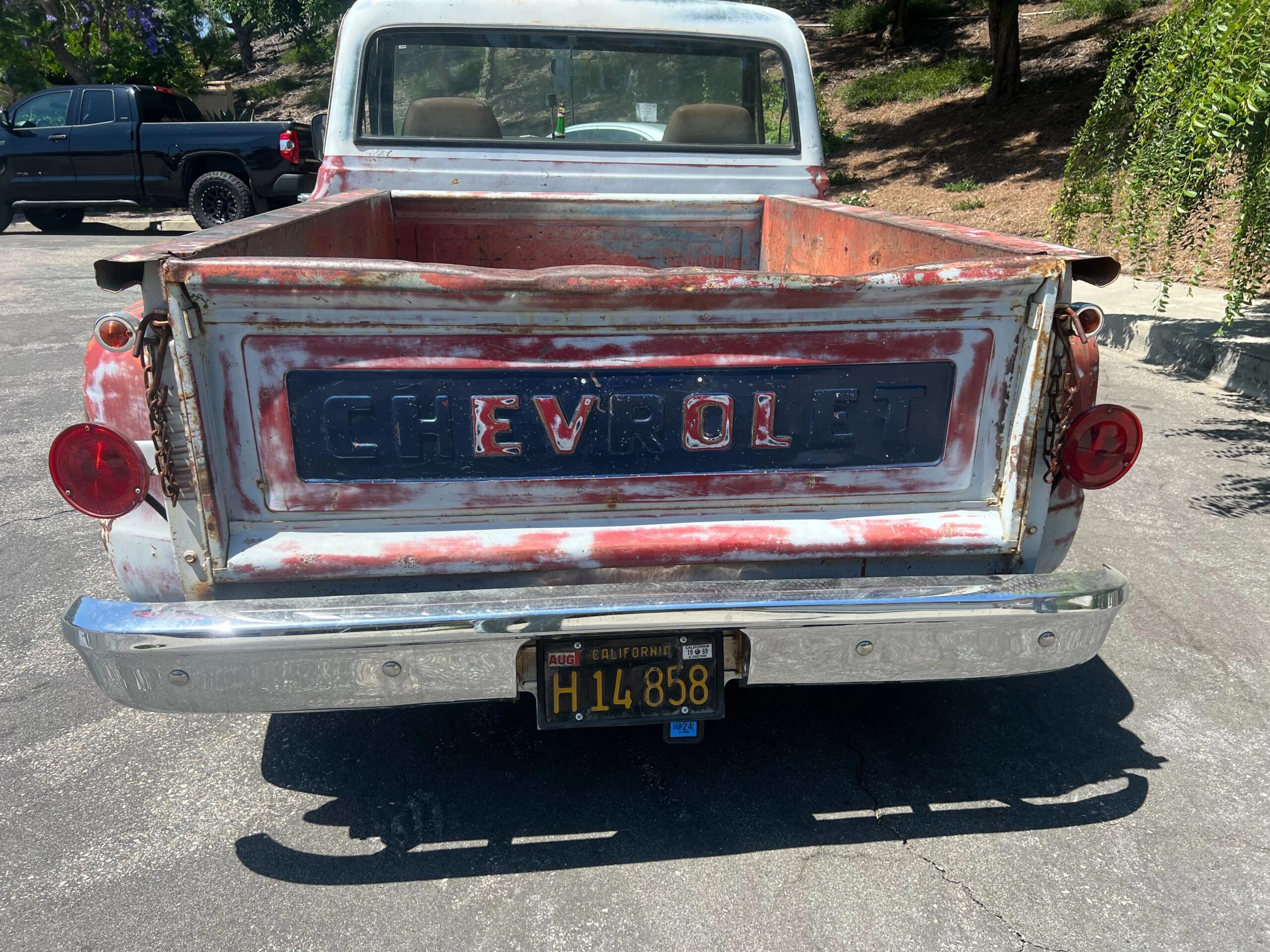 Chevrolet-Ck-truck-c10-1969-Red-Black-11