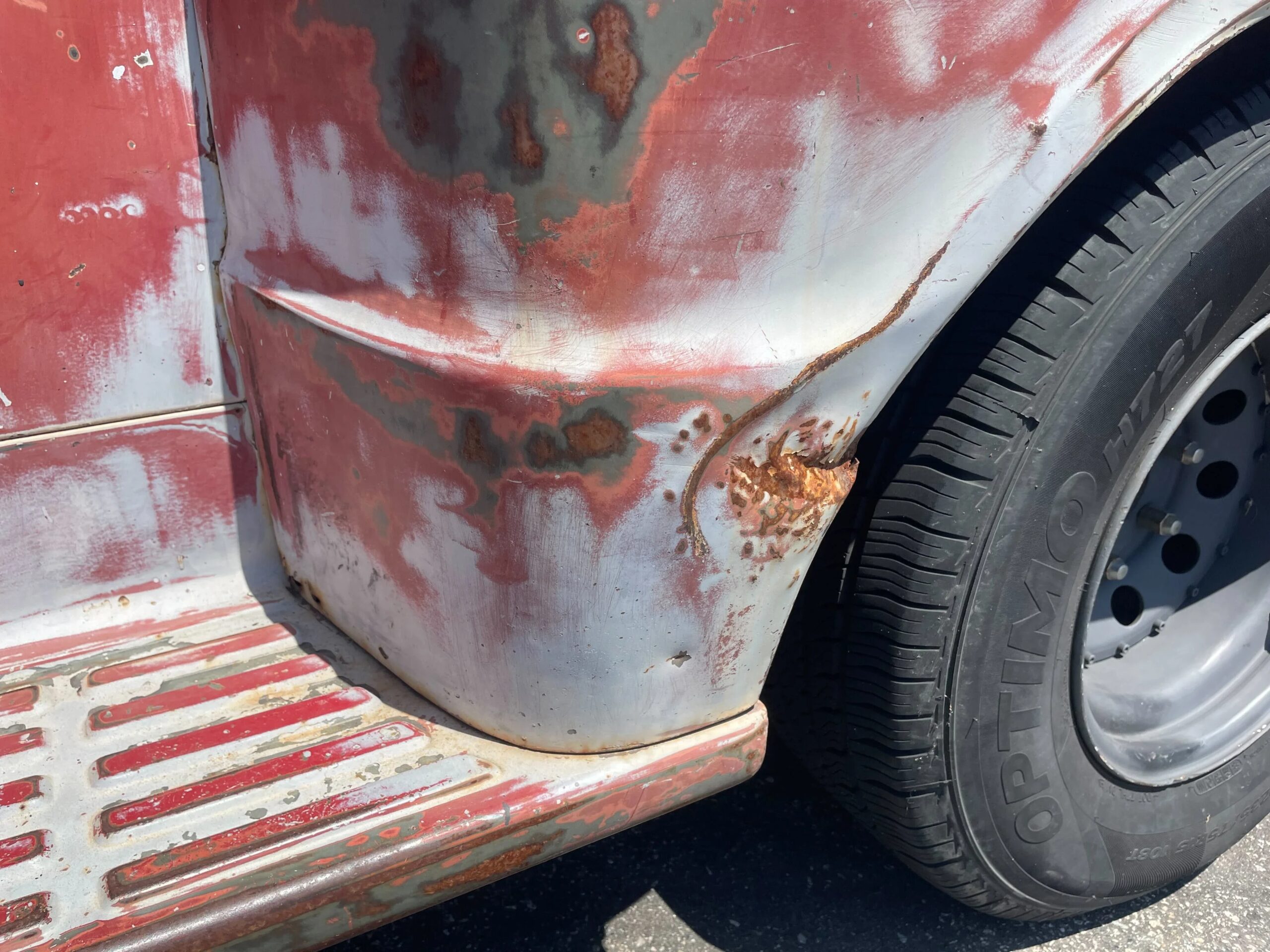 Chevrolet-Ck-truck-c10-1969-Red-Black-19