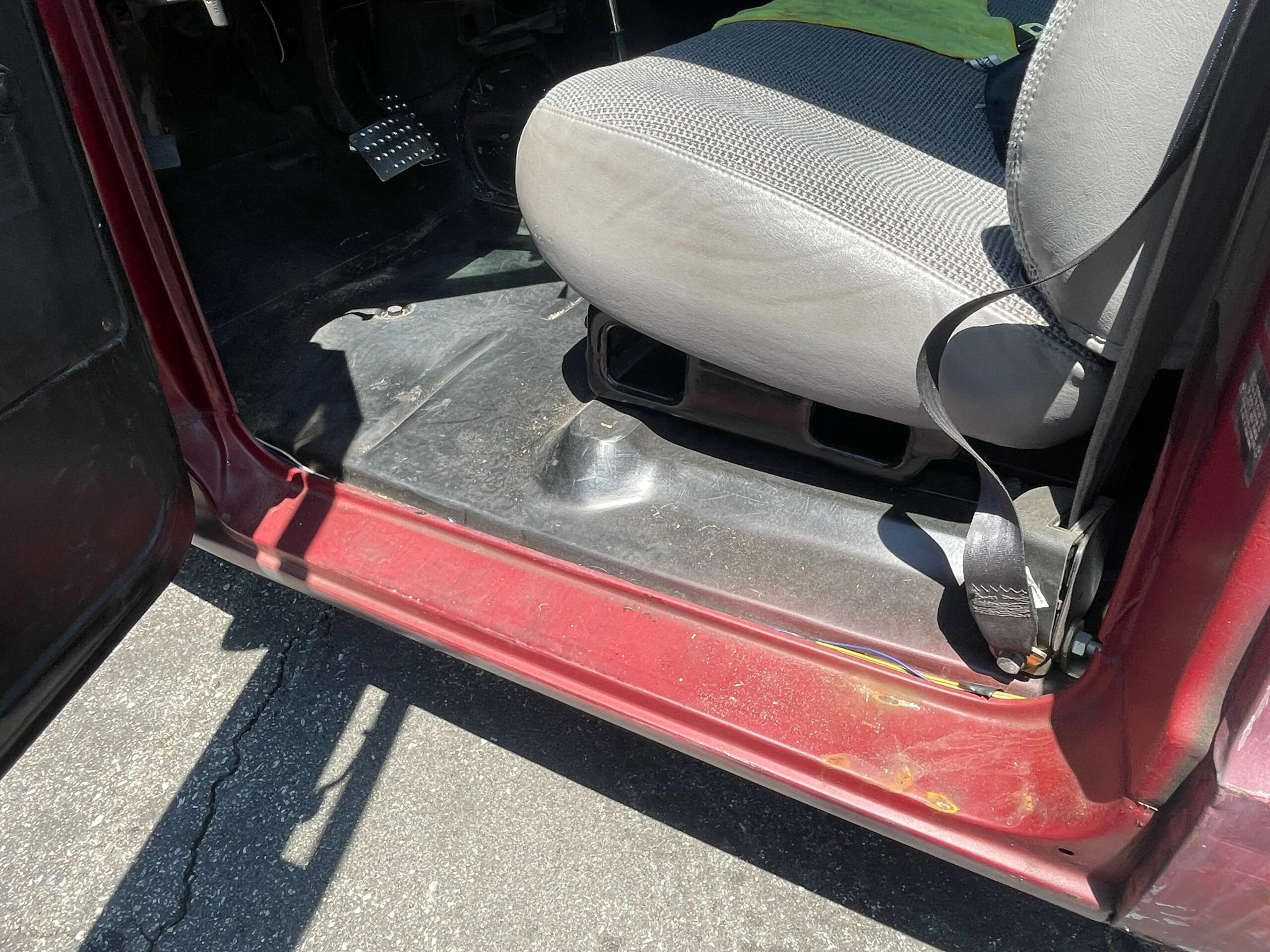 Chevrolet-Ck-truck-c10-1969-Red-Black-24