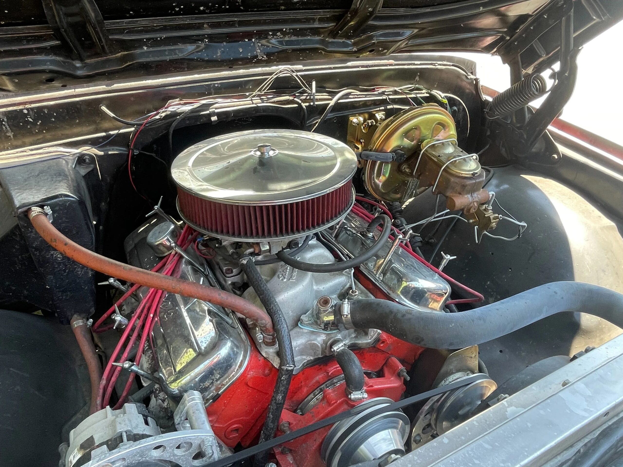 Chevrolet-Ck-truck-c10-1969-Red-Black-26