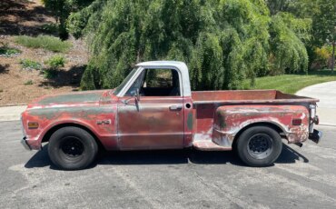 Chevrolet-Ck-truck-c10-1969-Red-Black