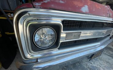 Chevrolet-Ck-truck-c10-1969-Red-Black-39