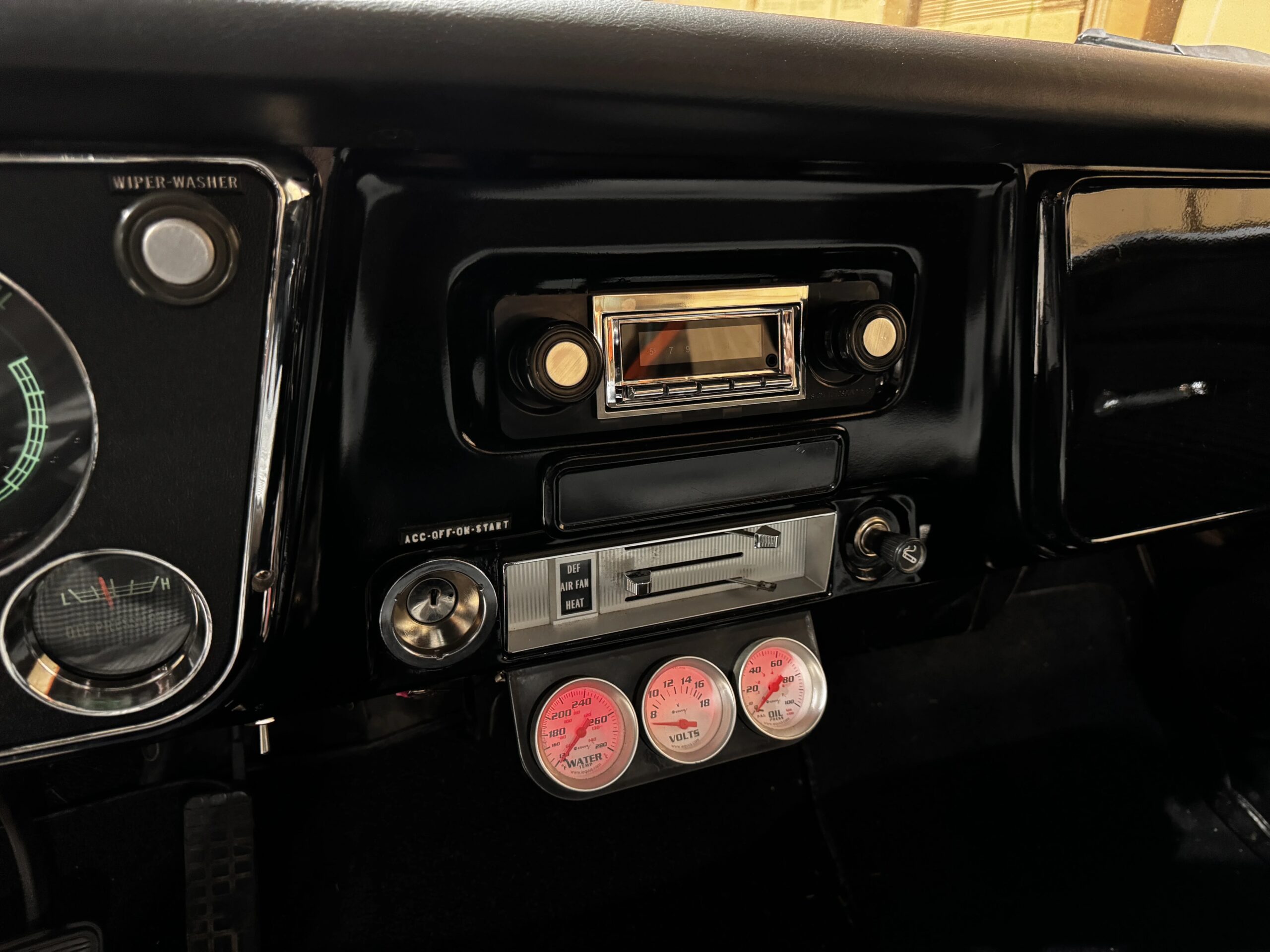 Chevrolet-Ck-truck-c10-1970-Black-Black-11