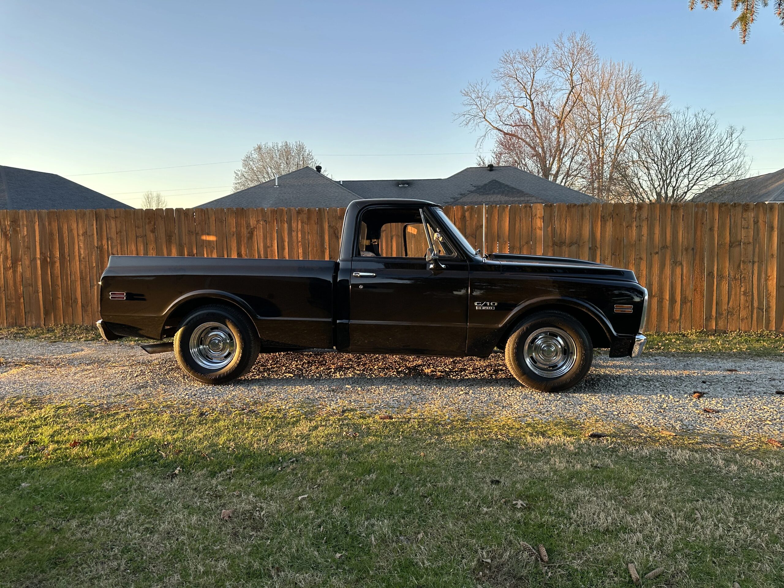 Chevrolet-Ck-truck-c10-1970-Black-Black-14